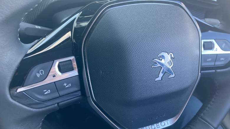 Peugeot 208 1.2 PureTech 100 Allure Premium + 5dr Petrol Hatchback